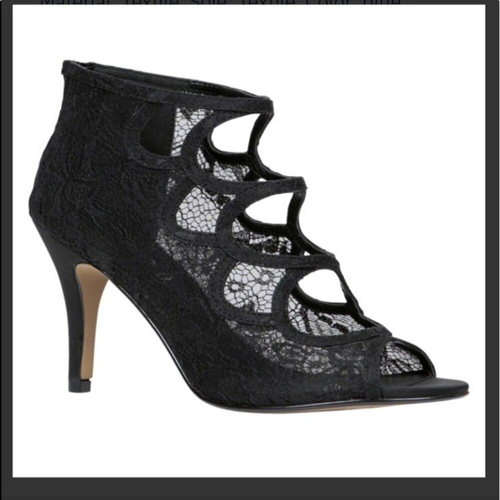 ALDO Corrubio Black lace peep toe shoes, size 7